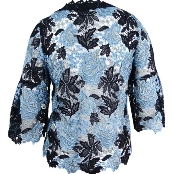 *  KOBI LACE BLUE & BLACK FORAL TOP,  SIZE  XS - Picture 2 of 8